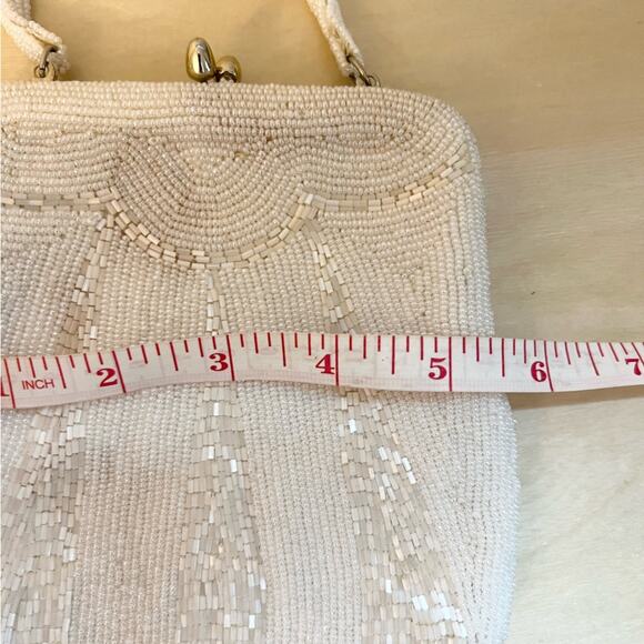 Vintage beaded ivory evening clutch purse grannycore Cottagecore formal - Picture 6 of 7